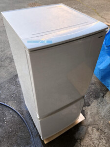 シャープ 冷凍冷蔵庫 SJ-D14D-W