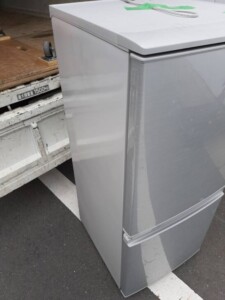 シャープ 冷凍冷蔵庫 SJ-D14C-S