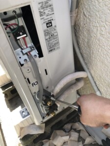 コロナ ルームエアコン USH-U2219R