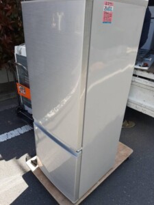 シャープ 2ドア冷蔵庫 SJ-D17B-S 2016