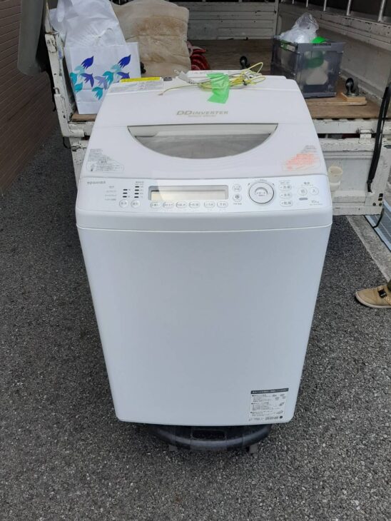 TOSHIBA（東芝）　10.0キロ　全自動洗濯機　AW-10SV2M-W　2015