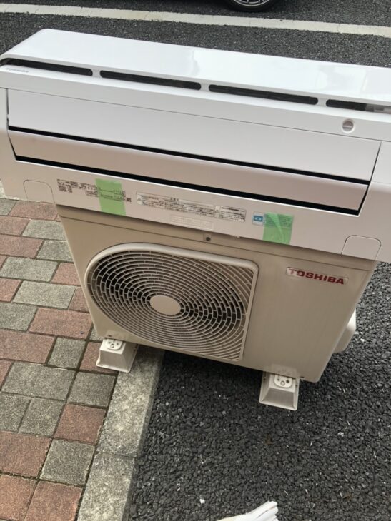 TOSHIBA（東芝）　2.2KW　ルームエアコン　RAS-C225R　2017