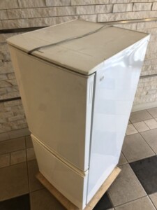 SHARP(シャープ) 137L 2ドア冷凍冷蔵庫 SJ-14Y-W 2014