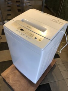 IRIS OHYAMA(アイリスオーヤマ) 5.0キロ 全自動洗濯機 IAW-T502E 2019