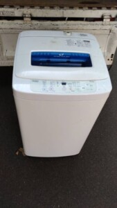 Haier(ハイアール)4.2キロ 全自動洗濯機 JW-K42M 2019年製