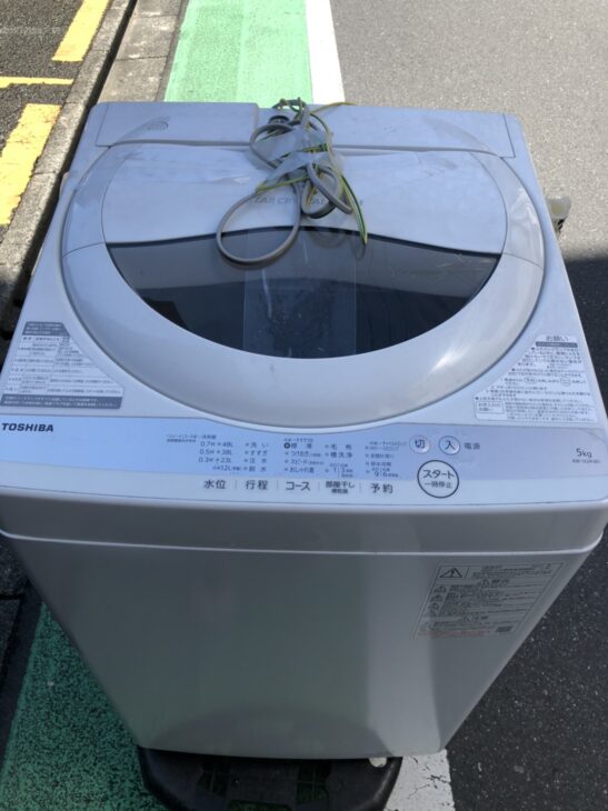 TOSHIBA(東芝) 5.0キロ　全自動洗濯機 AW-5G9　2021年製