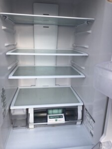 HITACHI(日立)315L 3ドア冷蔵庫 R-S3200FV 2015年製