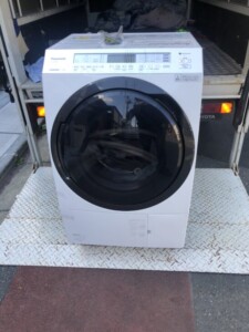 Panasonic（パナソニック）11.0キロ ドラム式洗濯乾燥機 NA-VX800BL　2021年製