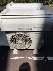 Panasonic(パナソニック)2.5KW ルームエアコン CS256CF-W 2016年製