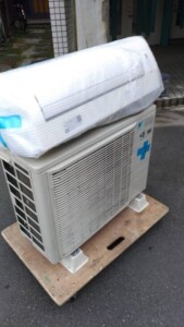 DAIKIN(ダイキン)5.6KW ルームエアコン F56TTCXP-W 2017年製