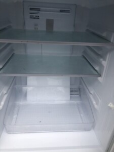 SHARP(シャープ)137L 2ドア冷蔵庫 SJ-D14E-W 2019年製