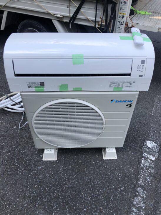 DAIKIN（ダイキン）　2.2KW　ルームエアコン　AN22XEBKS-W　2020年製