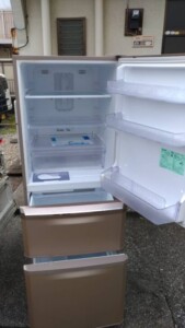 MITSUBISHI(三菱)335L 3ドア冷凍冷蔵庫 MR-C34D-P 2019年製