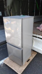 AQUA(アクア)126L 2ドア冷凍冷蔵庫 AQR-13H 2019年製