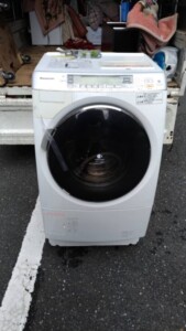 Panasonic（パナソニック）9.0㎏ ドラム式洗濯乾燥機 NA-VT8000R 2012製