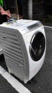 Panasonic(パナソニック)9.0㎏ ドラム式洗濯乾燥機 NA-VT8000R 2012製