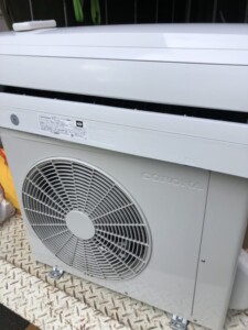 CORONA(コロナ)2.2KW ルームエアコン CSH-N2220R 2020年製