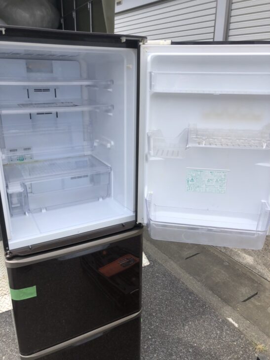 埼玉県久喜市】シャープの3ドア冷蔵庫を 無料引取 ｜出張買取MAX