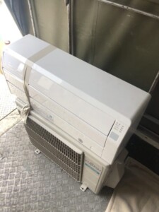 FUJITSU(富士通)2.2Kw ルームエアコン AS-C22J-W 2019年製