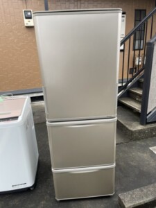 SHARP(シャープ) 350L 3ドア冷蔵庫 SJ-W352D-N 2018年製