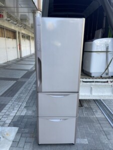 HITACHI（日立）365L 3ドア冷凍冷蔵庫 R-S370FV　2015年製