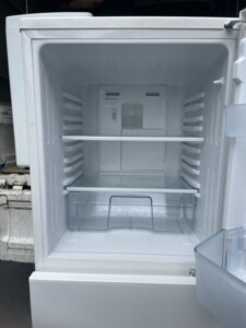 TWINBIRD(ツインバード)110L 2ドア冷蔵庫 HR-B911 2018年製