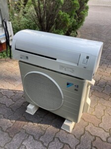 DAIKIN(ダイキン)2.2kw ルームエアコン AN22UEBKS-W 2017年製