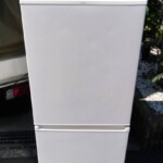 新宿区にてアクア2ドア冷蔵庫AQR-17Jをお売り頂きました。