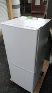 NITORI(ニトリ)106L 2ドア冷凍冷蔵庫 NTR-106 2019年製