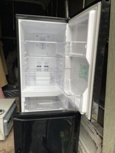 MITSUBIAHI(三菱)146L 2ドア冷凍冷蔵庫 MR-P15Y-B 2015年製