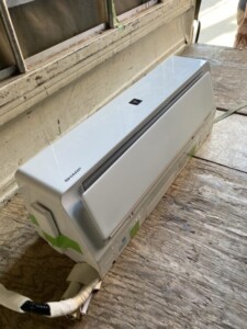 SHARP(シャープ) 2.2kw ルームエアコン AY-H22H-W 2018年製