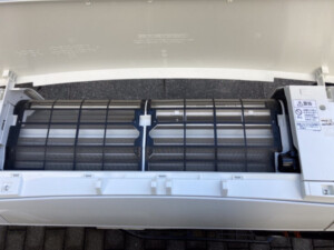 Panasonic(パナソニック)2.2Kw ルームエアコン CS-EX229C-W 2019年製