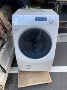 SHARP（シャープ）10.0㎏ ドラム式洗濯乾燥機 ES-H10D-WL 2019年製