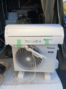 Panasonic(パナソニック)2.2Kw ルームエアコン CS-220DFR-W 2020年製