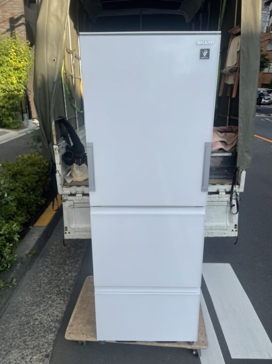 SHARP（シャープ）356L 3ドア冷蔵庫 SJ-GW36E-W 2019年製