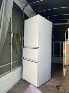 MITSUBISHI(三菱) 272L 3ドア冷蔵庫 MR-CX27E-W 2020年製