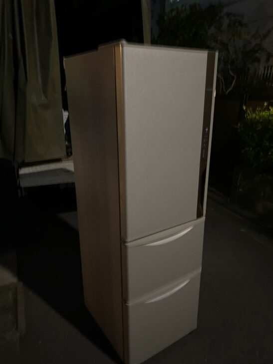 HITACHI（日立）315L 3ドア冷蔵庫 R-K32JVL 2019年製
