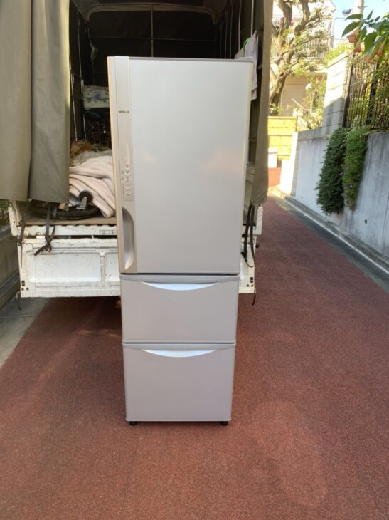 HITACHI（日立）315L 3ドア冷蔵庫 R-K320EV 2014年製