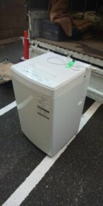 TOSHIBA(東芝)4.5㎏ 全自動洗濯機 AW-45M5 2018年製