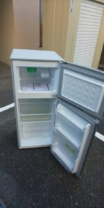 SHARP(シャープ)118L 2ドア冷蔵庫 SJ-H12D-S 2017年製