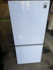 SHARP(シャープ)137L 2ドア冷蔵庫 SJ-GD14F 2020年製