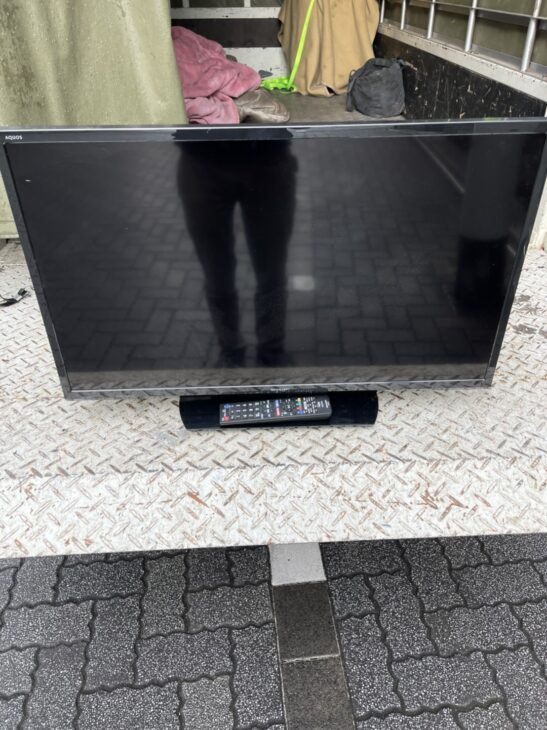 SHARP（シャープ）32型液晶テレビ 2T-C32AE1 2020年製