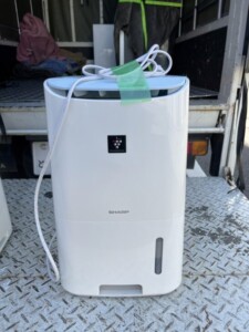 SHARP(シャープ)除湿機 CV-G71-W 2017年製