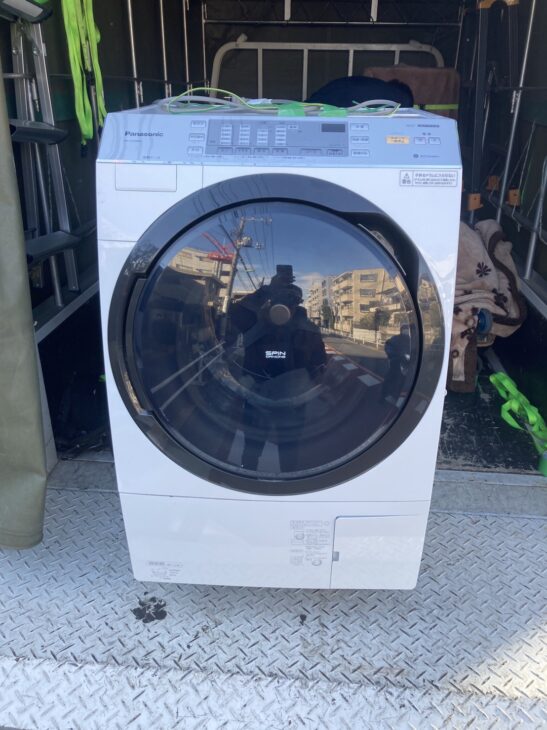 Panasonicドラム式洗濯乾燥機 NA-VX3800Lの査定依頼で世田谷区へ行ってまいりました。