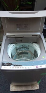 HITACHI(日立)10.0㎏ 全自動洗濯機 BW-KSV100B 2018年製