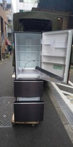 HITACHI(日立)375L 3ドア冷蔵庫 R-V38KV 2020年製