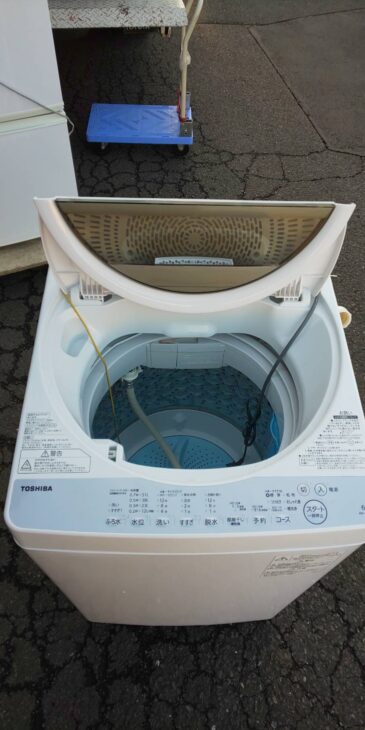 TOSHIBA（東芝）6.0㎏ 全自動洗濯機 AW-6G6(W) 2019年製