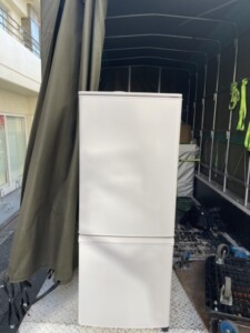 MITSUBISHI(三菱)146L 2ドア冷蔵庫 MR-P15F-W 2021年製