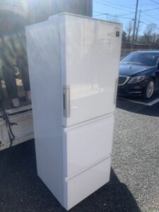 SHARP(シャープ)356L 3ドア冷蔵庫 SJ-GW36E-W 2019年製