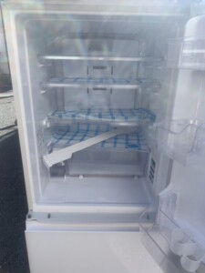 SHARP(シャープ)356L 3ドア冷蔵庫 SJ-GW36E-W 2019年製